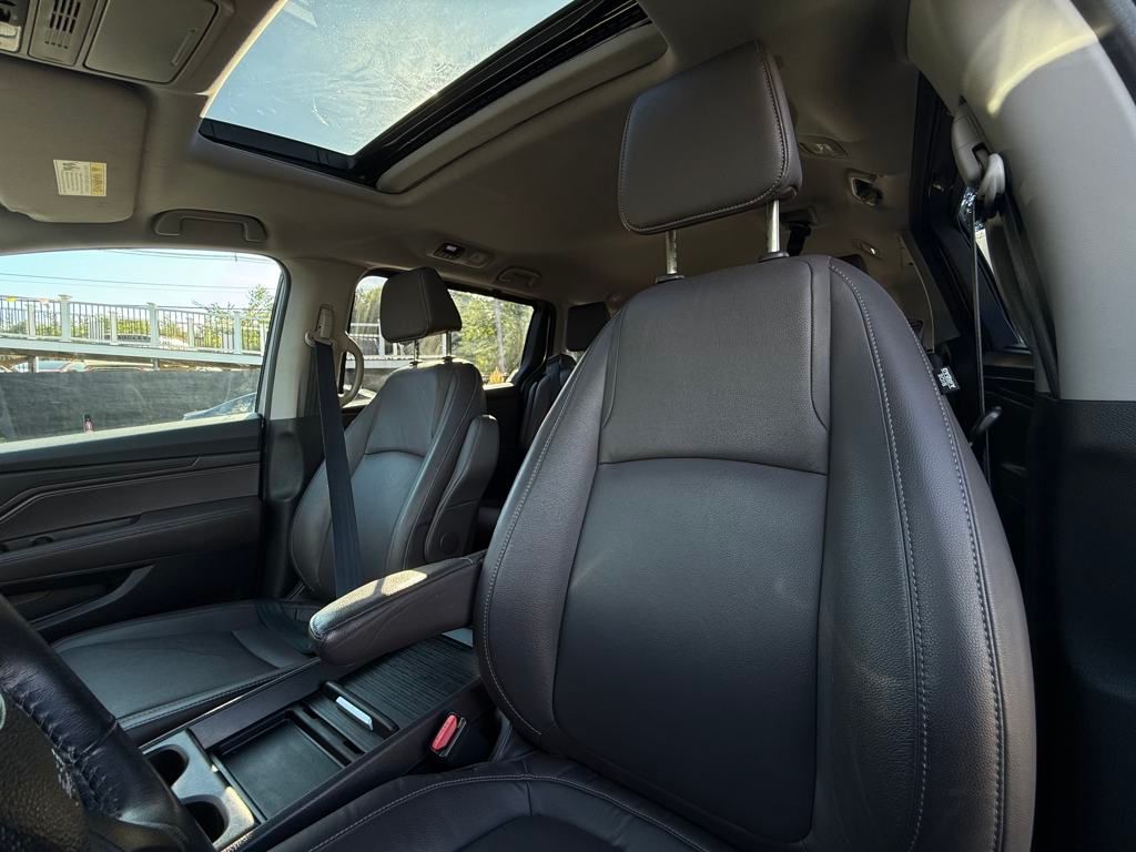 2022 Honda Odyssey EX-L - Photo 25