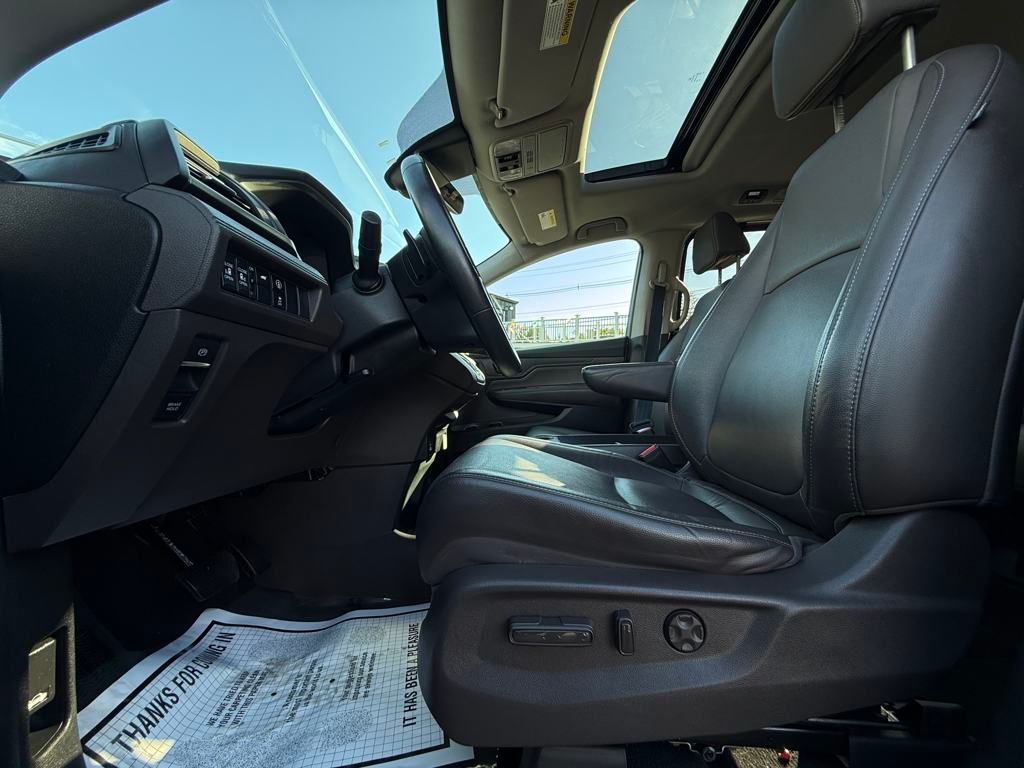 2022 Honda Odyssey EX-L - Photo 23