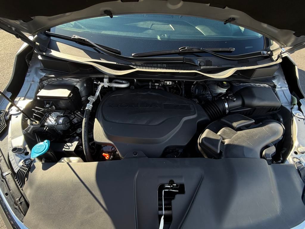 2022 Honda Odyssey EX-L - Photo 12