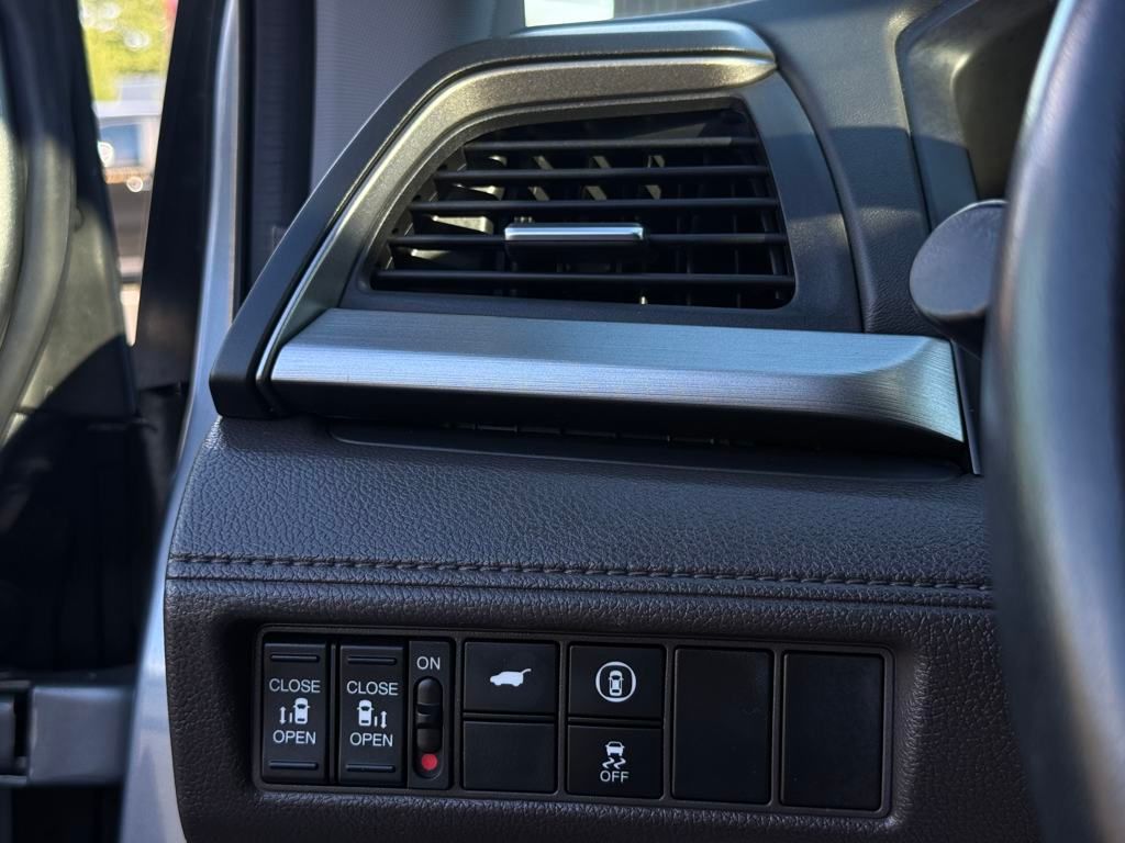 2022 Honda Odyssey EX-L - Photo 29