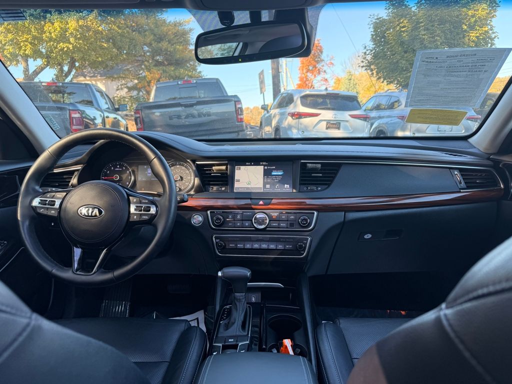 2019 Kia Cadenza Technology - Photo 18