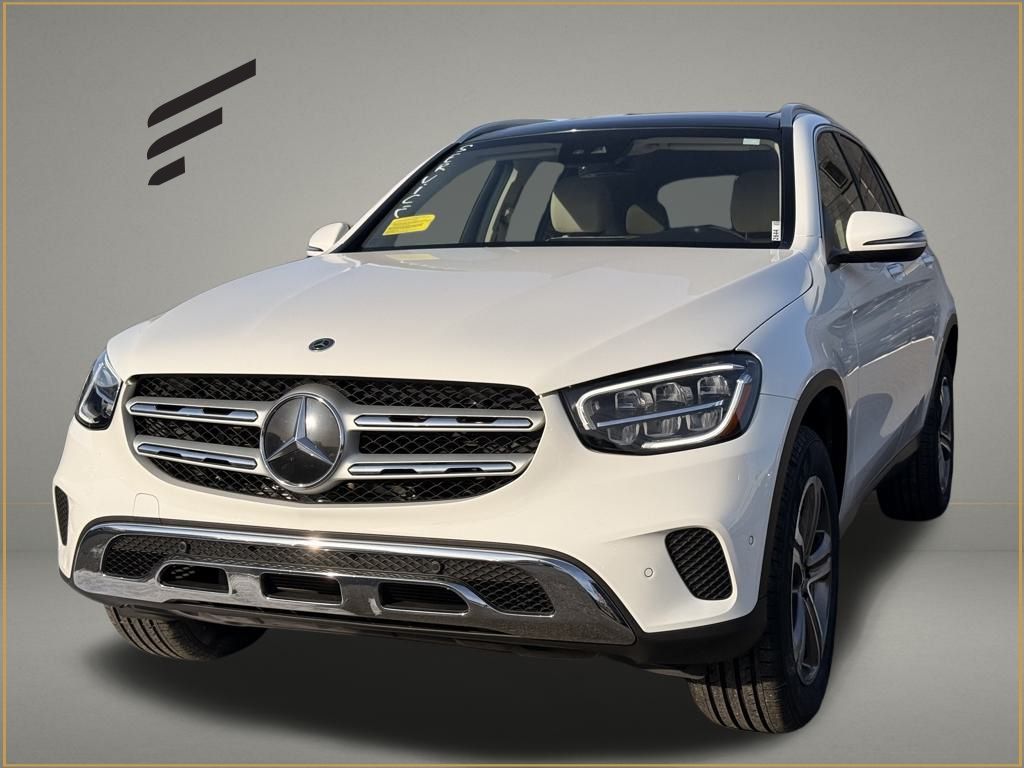 2022 Mercedes-Benz GLC GLC300's photo