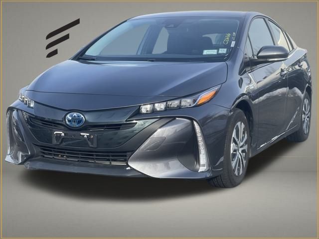 2022 Toyota Prius Prime LE's photo
