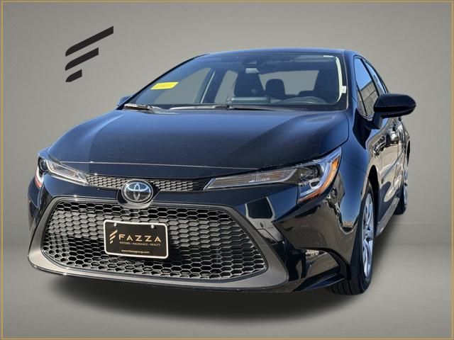 2022 Toyota Corolla LE's photo