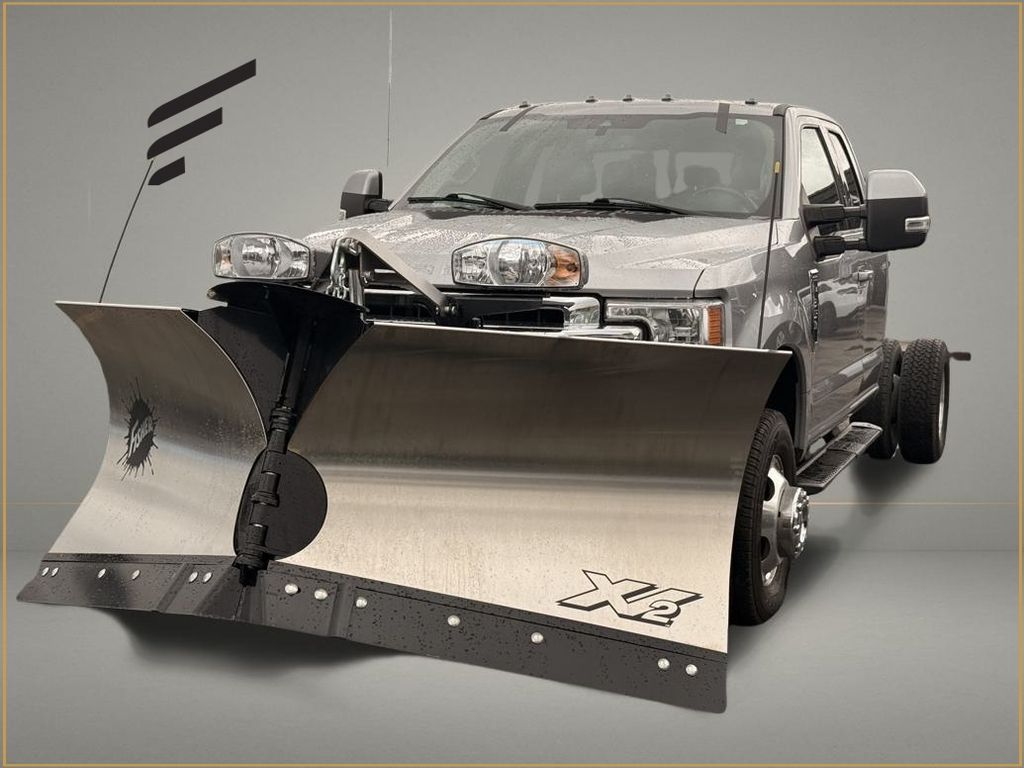 2021 Ford F-350 Lariat 4x4 SuperCab 168-In DRW's photo