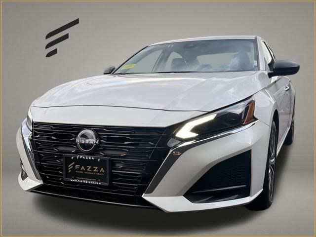 2024 Nissan Altima SV