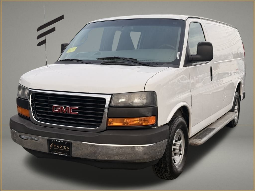 2019 GMC Savana Base's photo