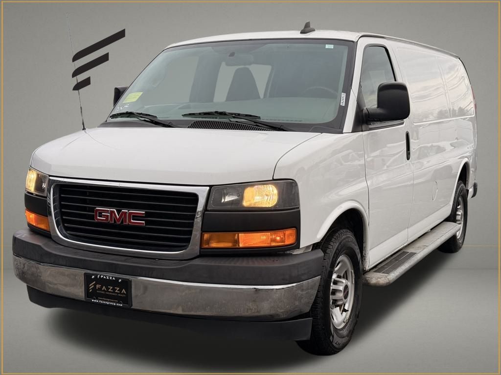 2019 GMC Savana Base's photo