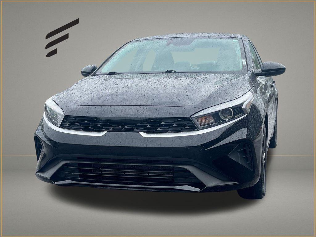 2022 Kia Forte LXS AT's photo