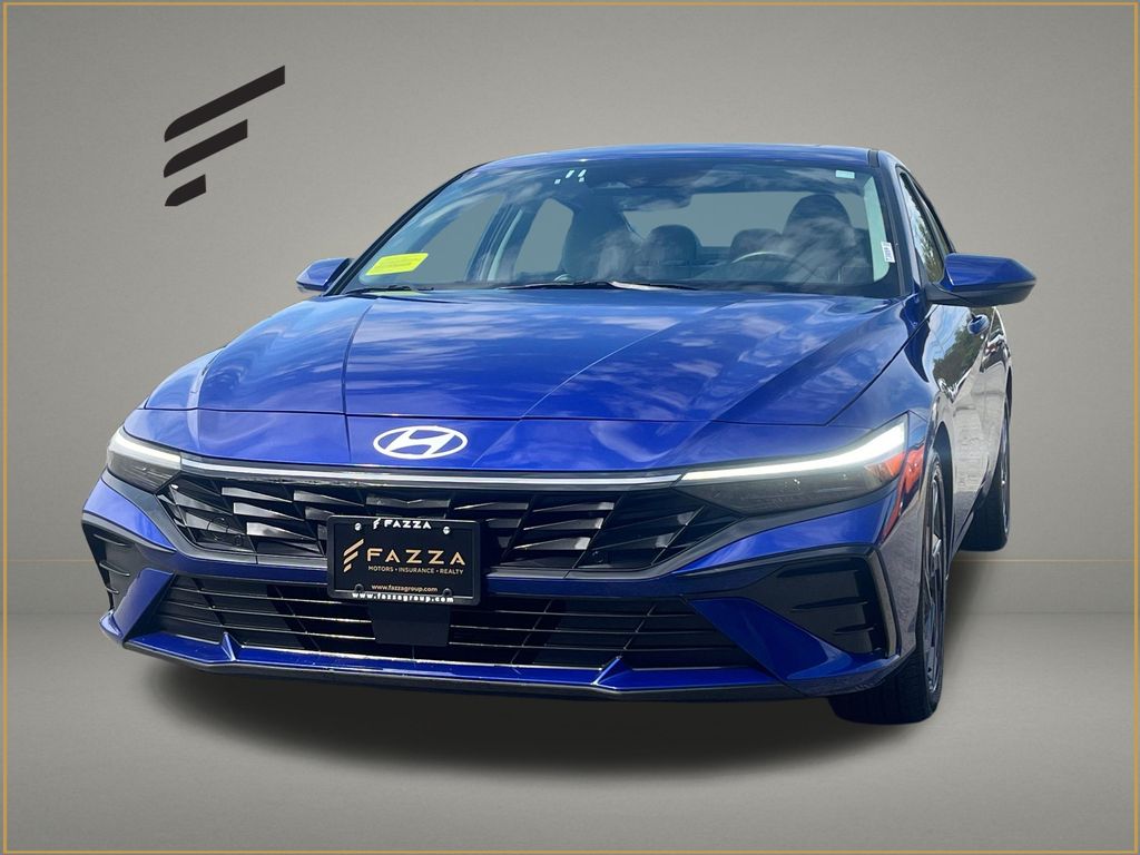2025 Hyundai Elantra 1.6 HEV Limited DCT's photo
