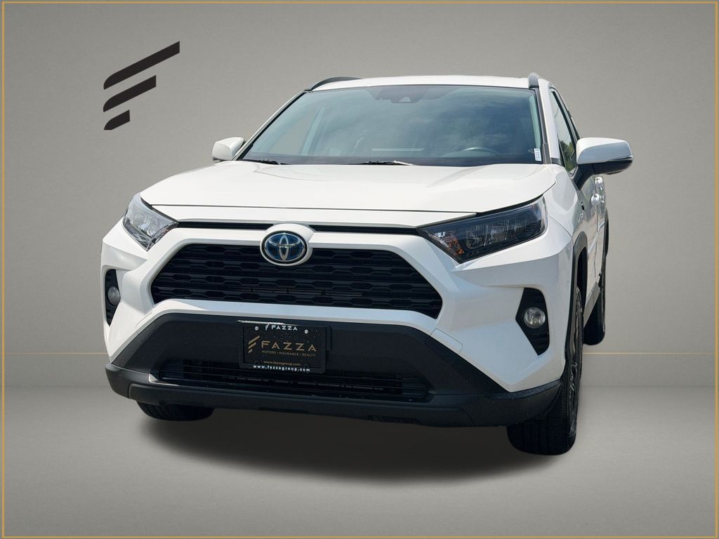 2020 Toyota RAV4 Hybrid LE AWD's photo