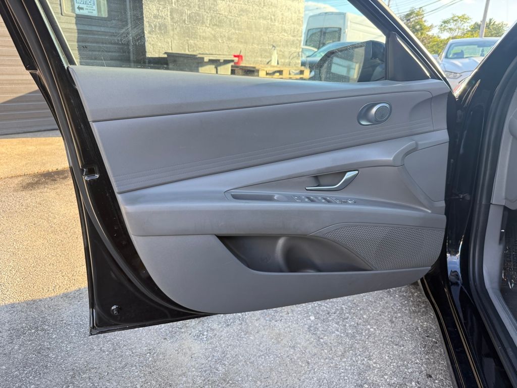 2024 Hyundai Elantra SEL - Photo 20