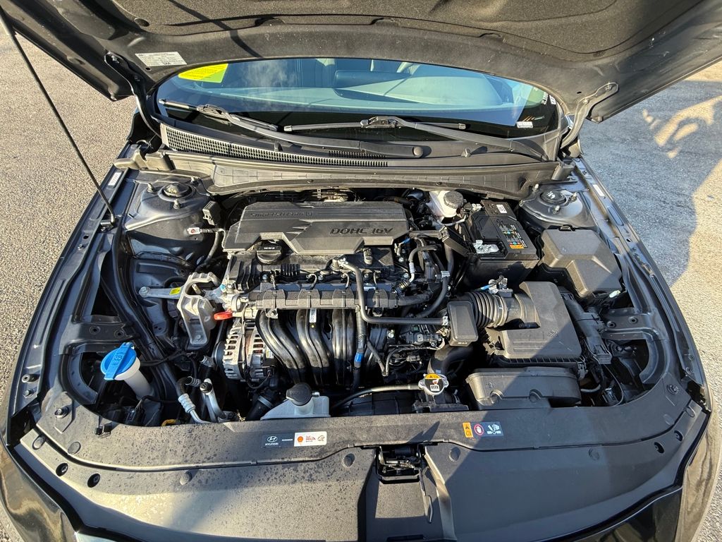 2024 Hyundai Elantra SEL - Photo 12