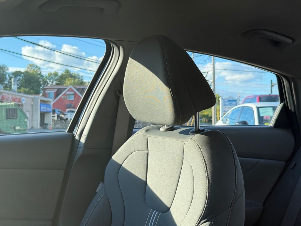 2024 Hyundai Elantra SEL - Photo 25