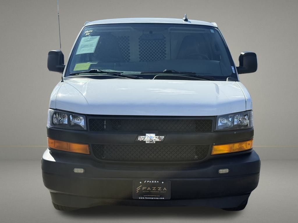 2024 Chevrolet Express Cargo Work Van - Photo 9