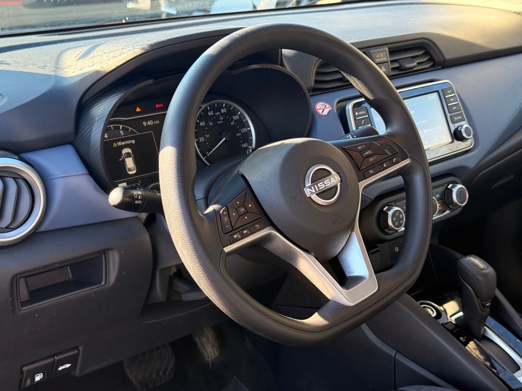 2023 Nissan Versa Sedan SV - Photo 25