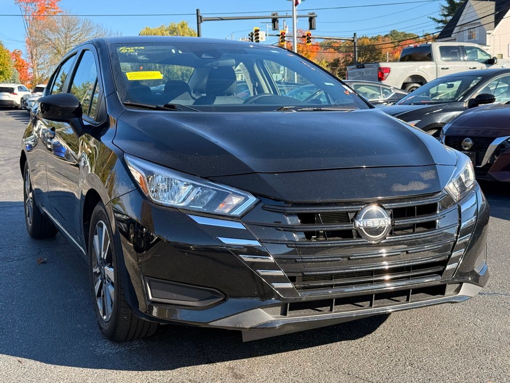 2023 Nissan Versa Sedan SV - Photo 12