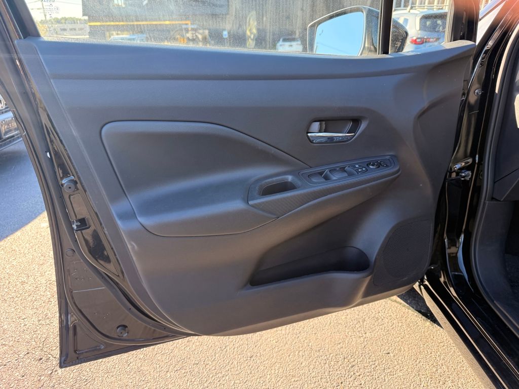 2023 Nissan Versa Sedan SV - Photo 20