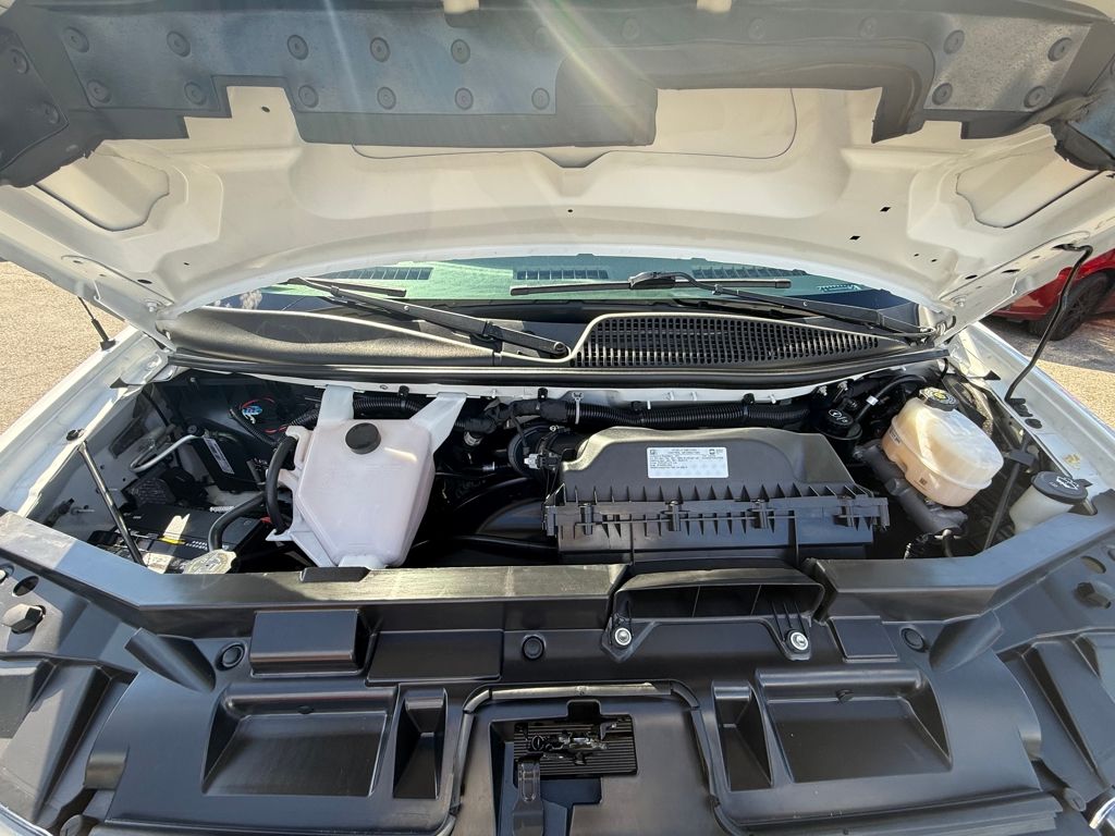 2024 Chevrolet Express Cargo Work Van - Photo 12